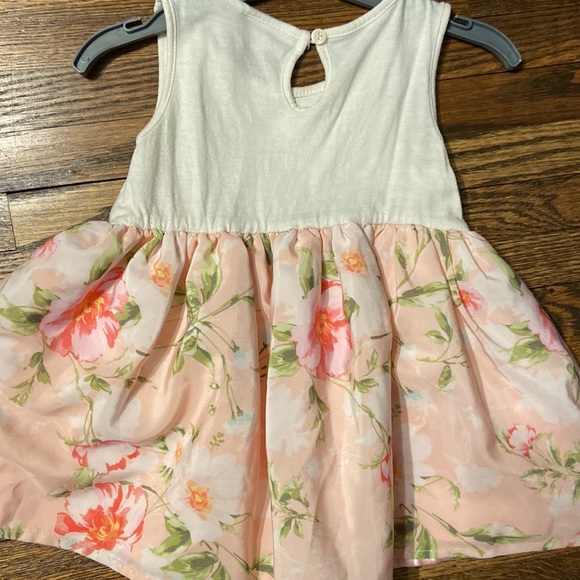 Baby Dress 9-12M - Picture 3 of 4